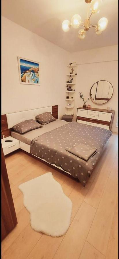 Atria Urban Resort Bukares Bagian luar foto