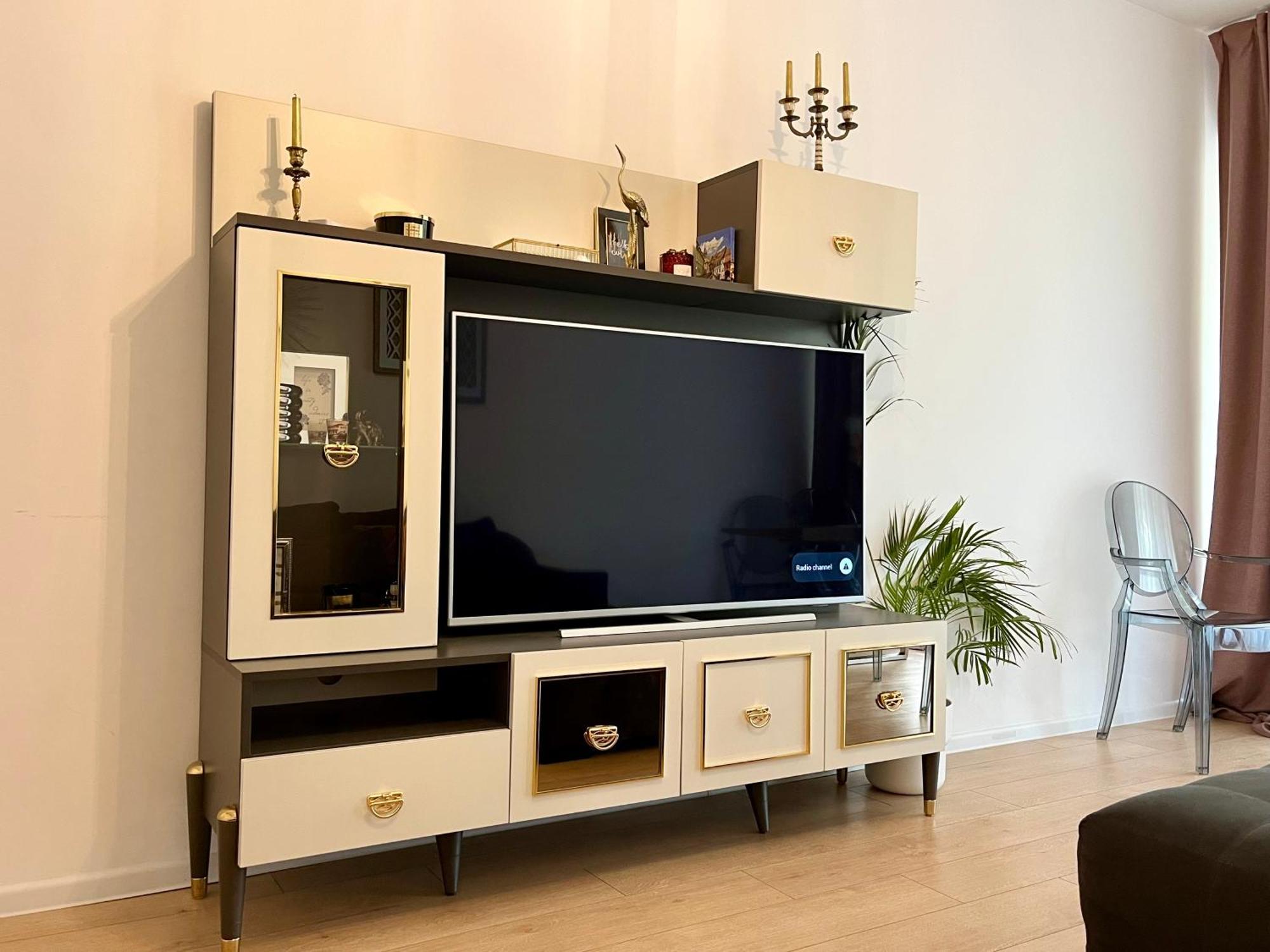 Atria Urban Resort Bukares Bagian luar foto